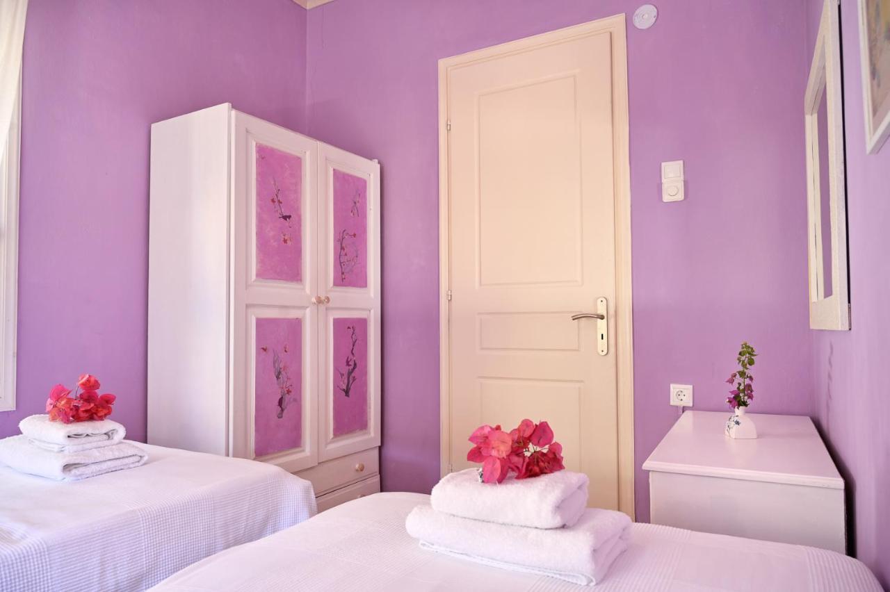 Villa Ireni Waterfont ฟิสคาร์โด ภายนอก รูปภาพ